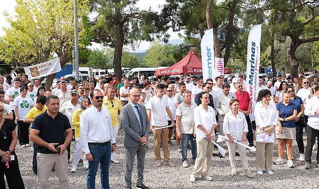 Kemer Belediyesi’nden Dünya Temizlik Günü etkinliği