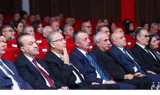 Başkan Büyükakın, Kültür Şûrası’nda konuştu: “Şehrin hikayesini hep birlikte yazacağız”
